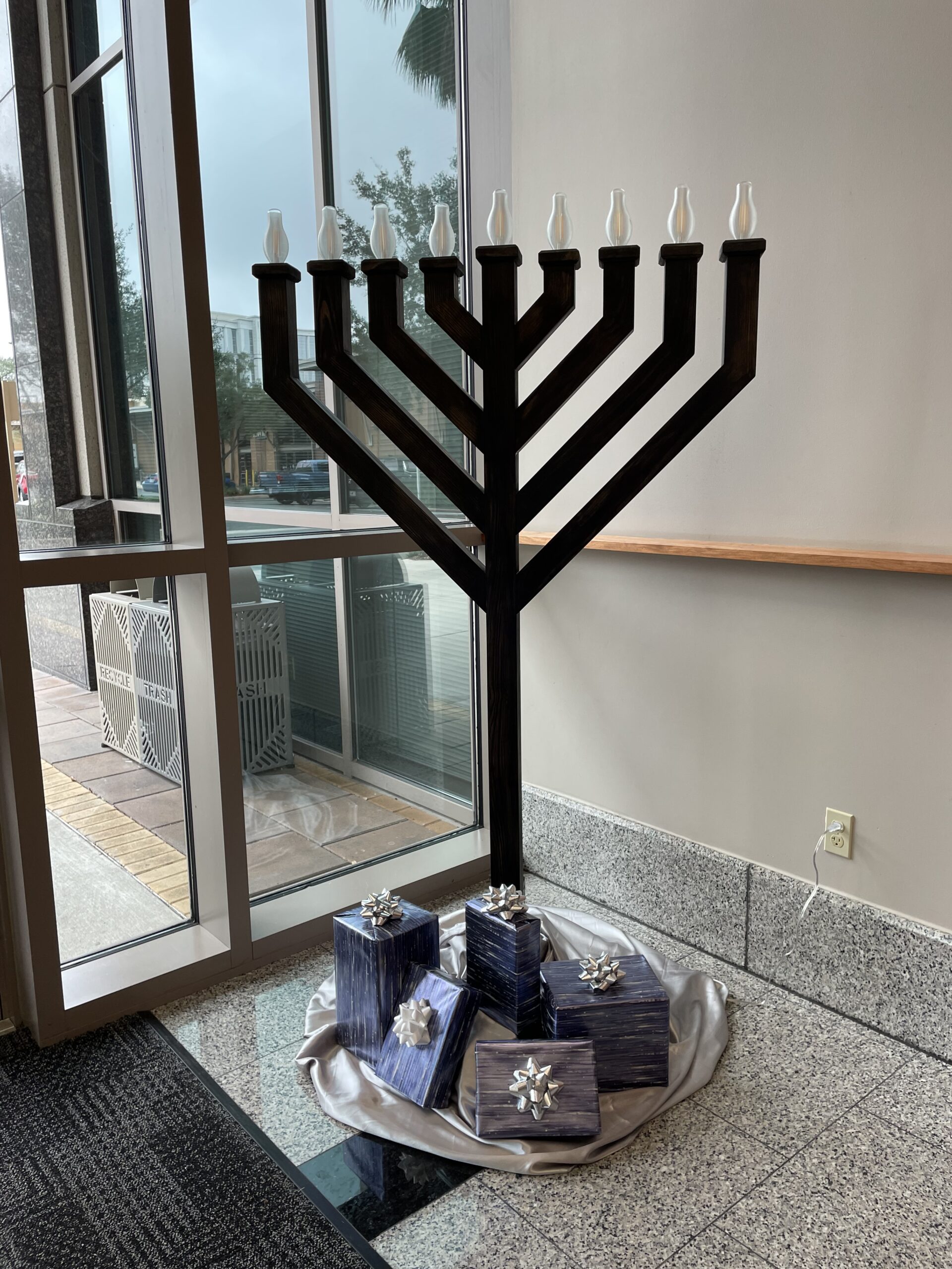 holiday decorations, menorah, gifts, lobby display, office decorations, Tampa, Saint Petersburg, Clearwater, Florida